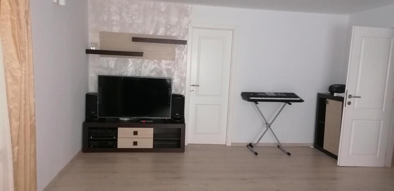 Casa Aris Lepsa Vrancea Hotel Eksteriør billede